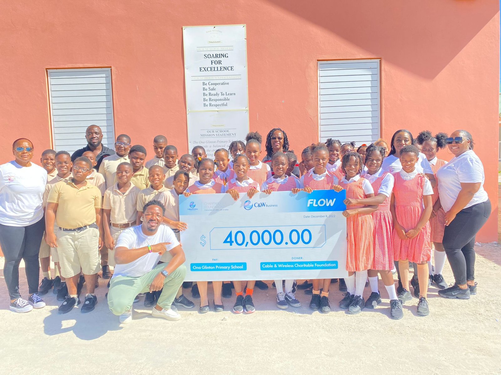 $40,000 Technology Upgrade From Flow Announced For  Ona Glinton Primary  