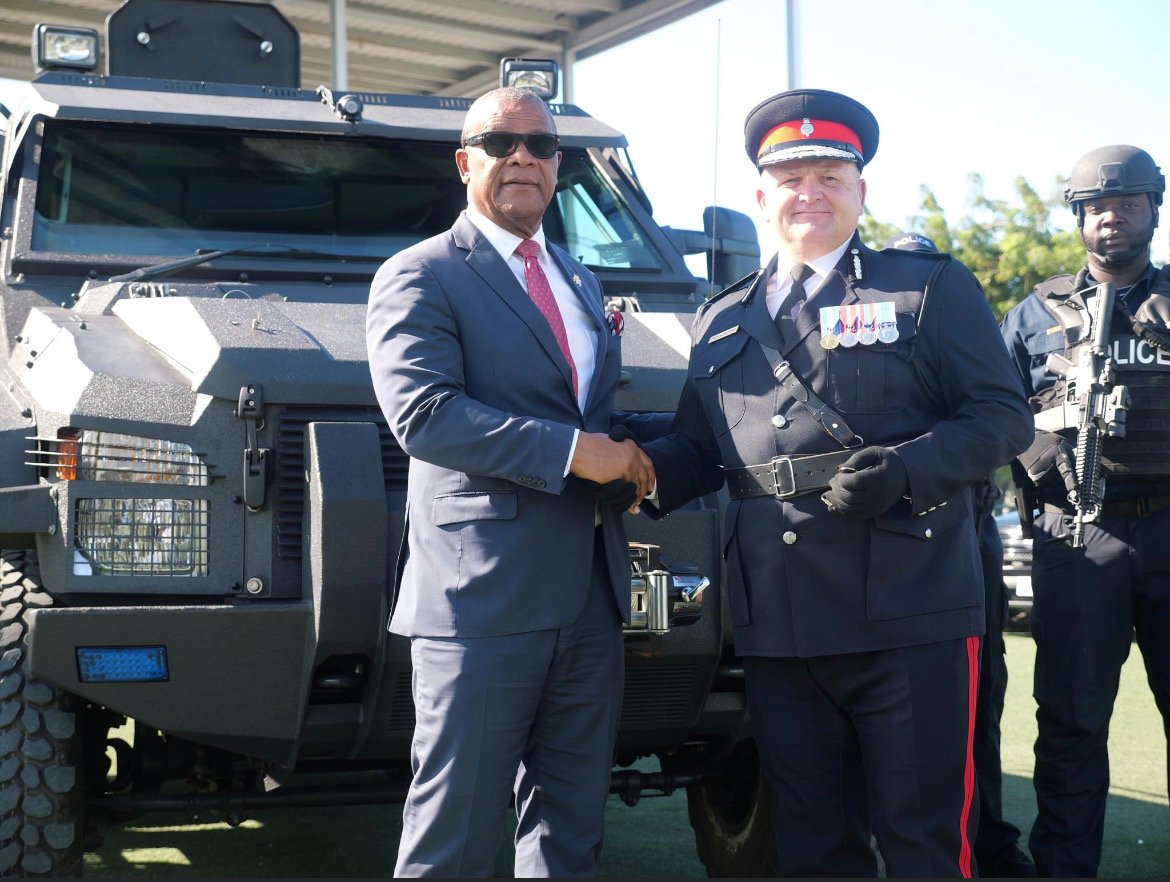 Premier Proudly Hands Over Armored Vehicles, Thanks Officers and Welcomes Recruits.